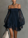 Noemi - Vestido corto de chiffon azul marino con escote de hombros descubiertos, borde de encaje y mangas transparentes