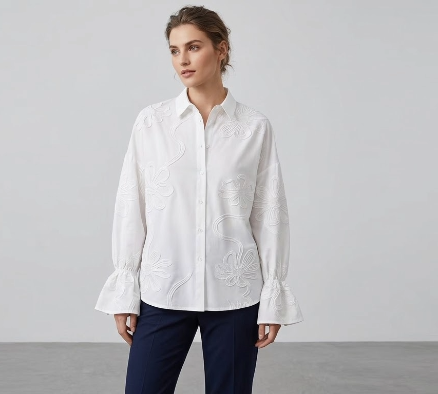 Blusa informal con estampado floral